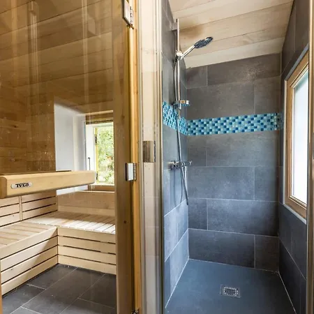 Chalet Chalet Les Cheserys *